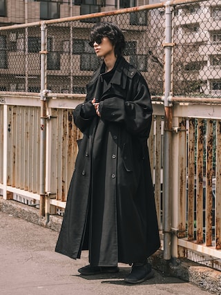Kazu｜Yohji Yamamoto POUR HOMMEのトレンチコートを使った