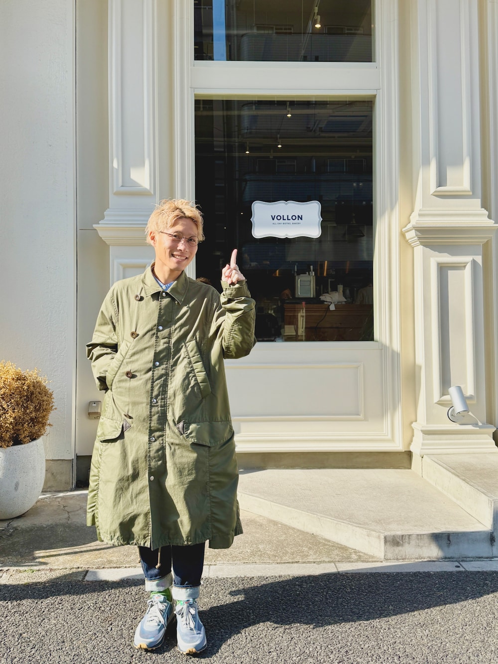 sacai メンズ ホワイト・グレー ステンカラーコート Sacaiのステン