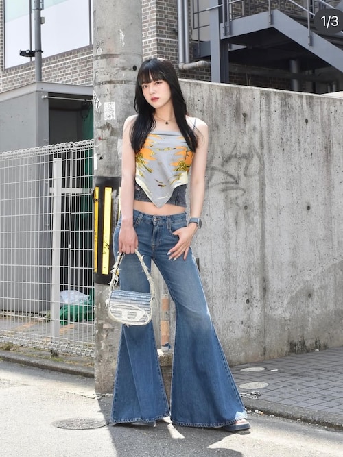 ウィメンズ デニムパンツ FLARE 1970 D-BLEESS L.30（デニムパンツ