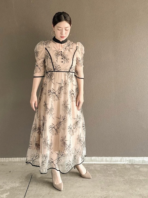 LEJA】配色パイピングプチハイネック花柄刺繍ラメレースロング丈ドレス