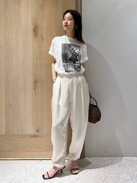 Curensology(カレンソロジー)/ダブルサテンタックパンツを使った人気