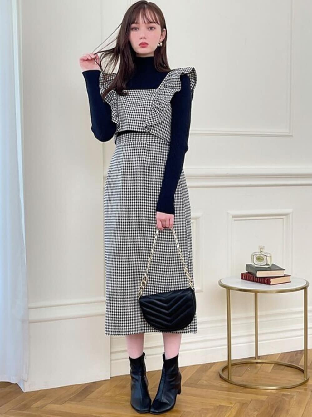 GRL（グレイル）の「千鳥柄バックリボンビスチェXタイトスカート