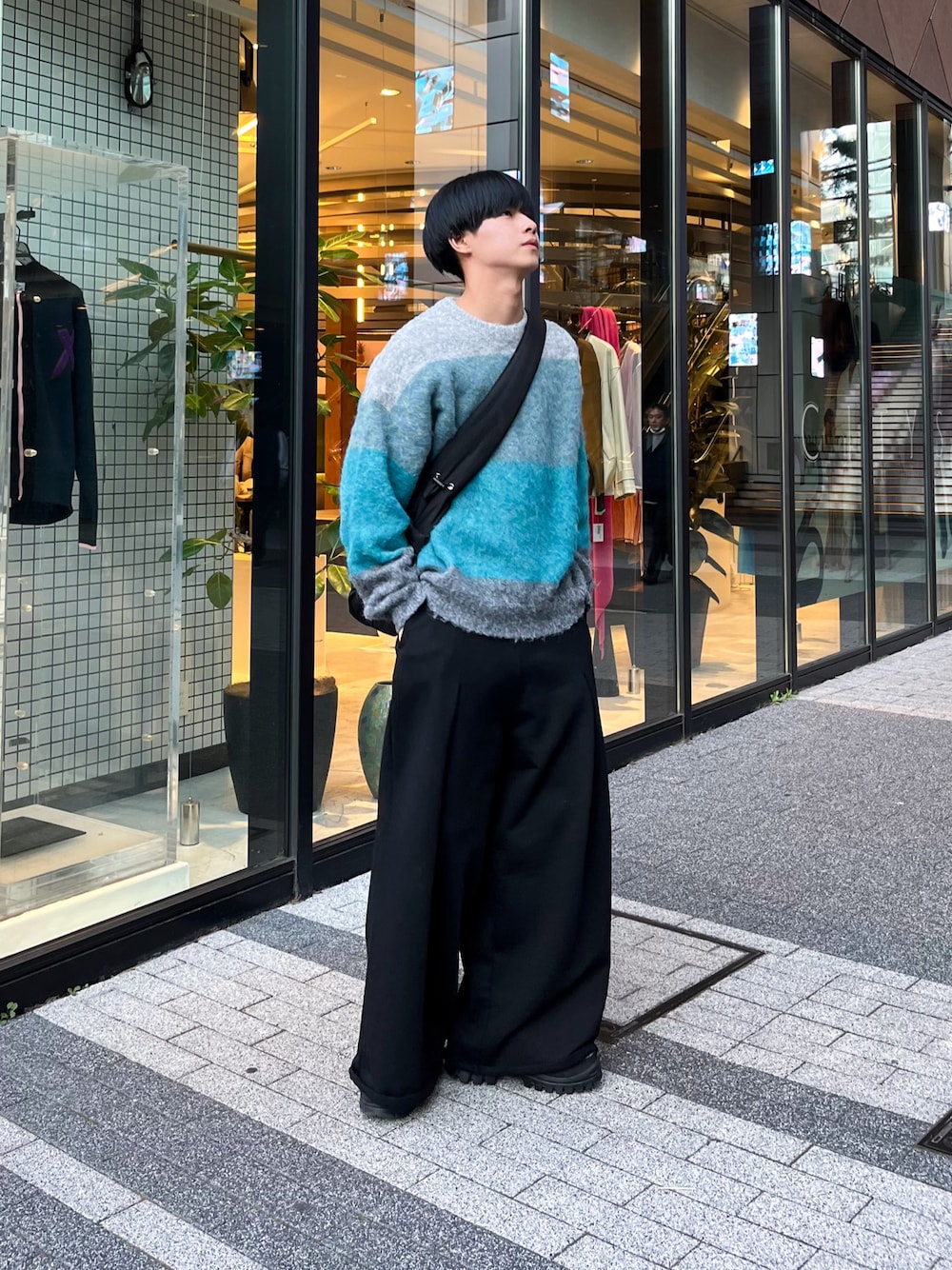 てる｜SINSSのニット/セーターを使ったコーディネート - WEAR