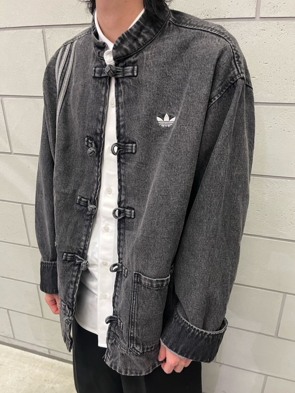 CTTトラックトップ3.0（ジェンダーニュートラル）のアディダスコーデ