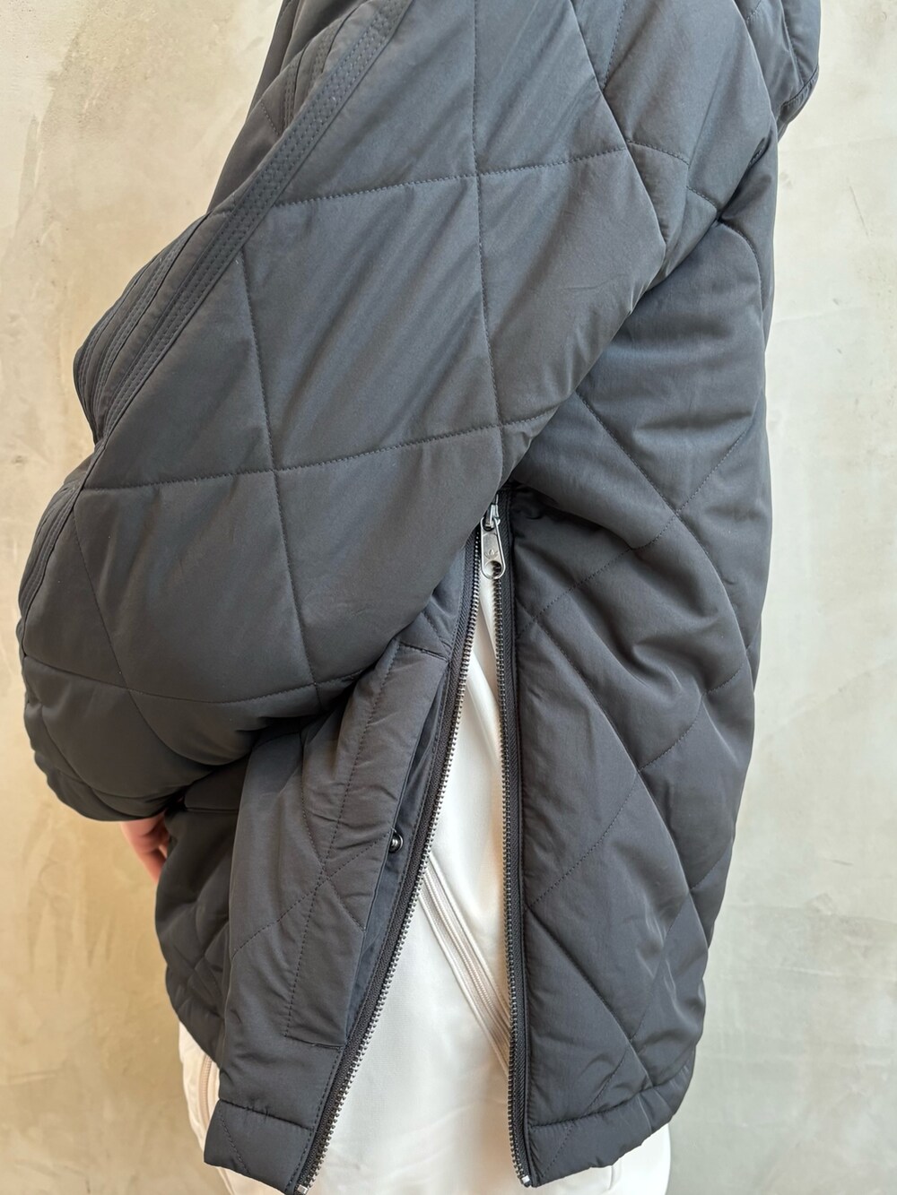 プレミアム エッセンシャルズ キルト 1/2ジップ ジャケット、トラック