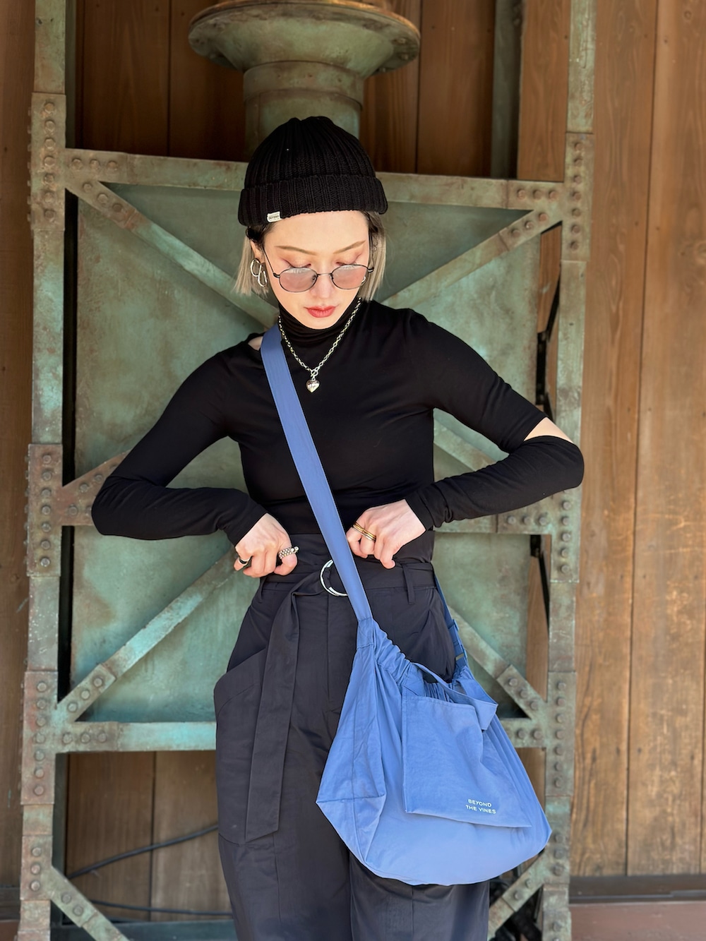 IMOKO｜BEYOND THE VINESのショルダーバッグを使ったコーディネート - WEAR