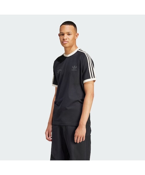 adidas（アディダス）の「スポーツ グラフィック カリ Tシャツ