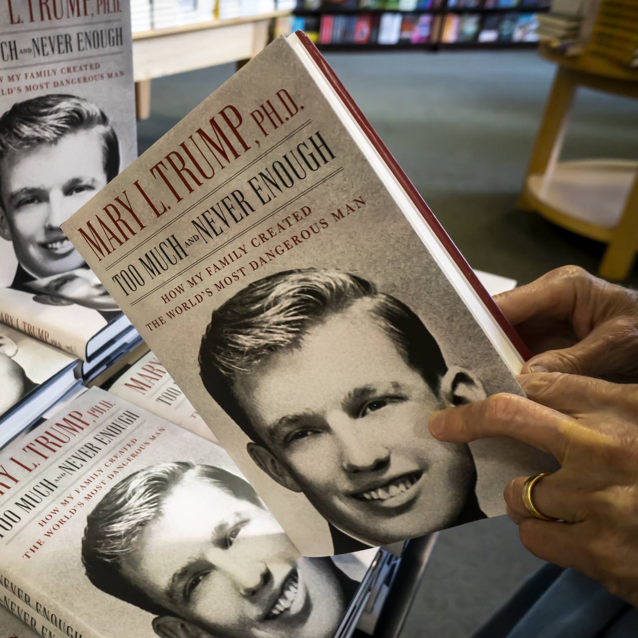 家族が第一/Family Matters 統率者 未開封 英語版 Amazon.co.jp