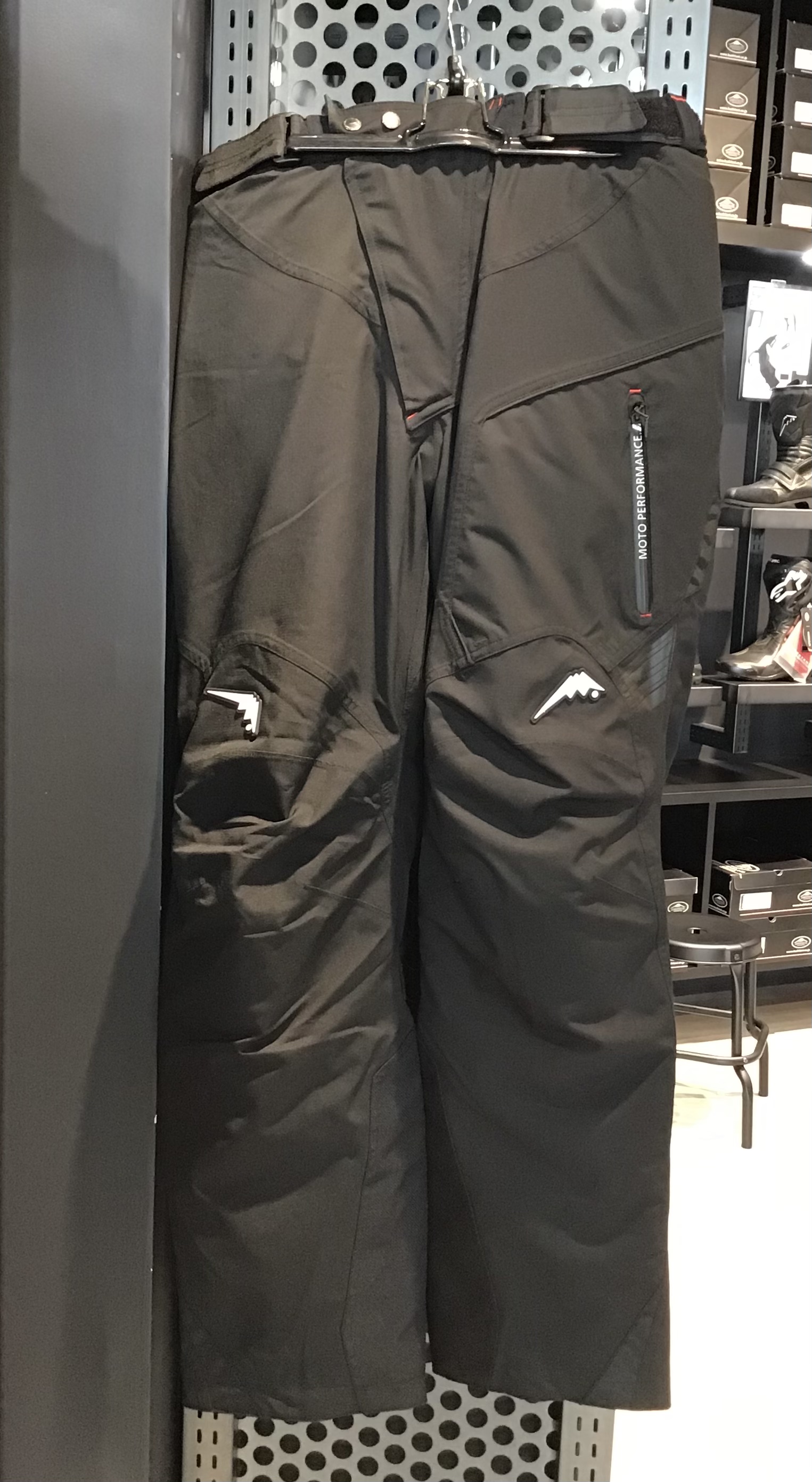 入荷速報≪2024年FW新作≫K-2860：アロフトパンツが入荷いたしました