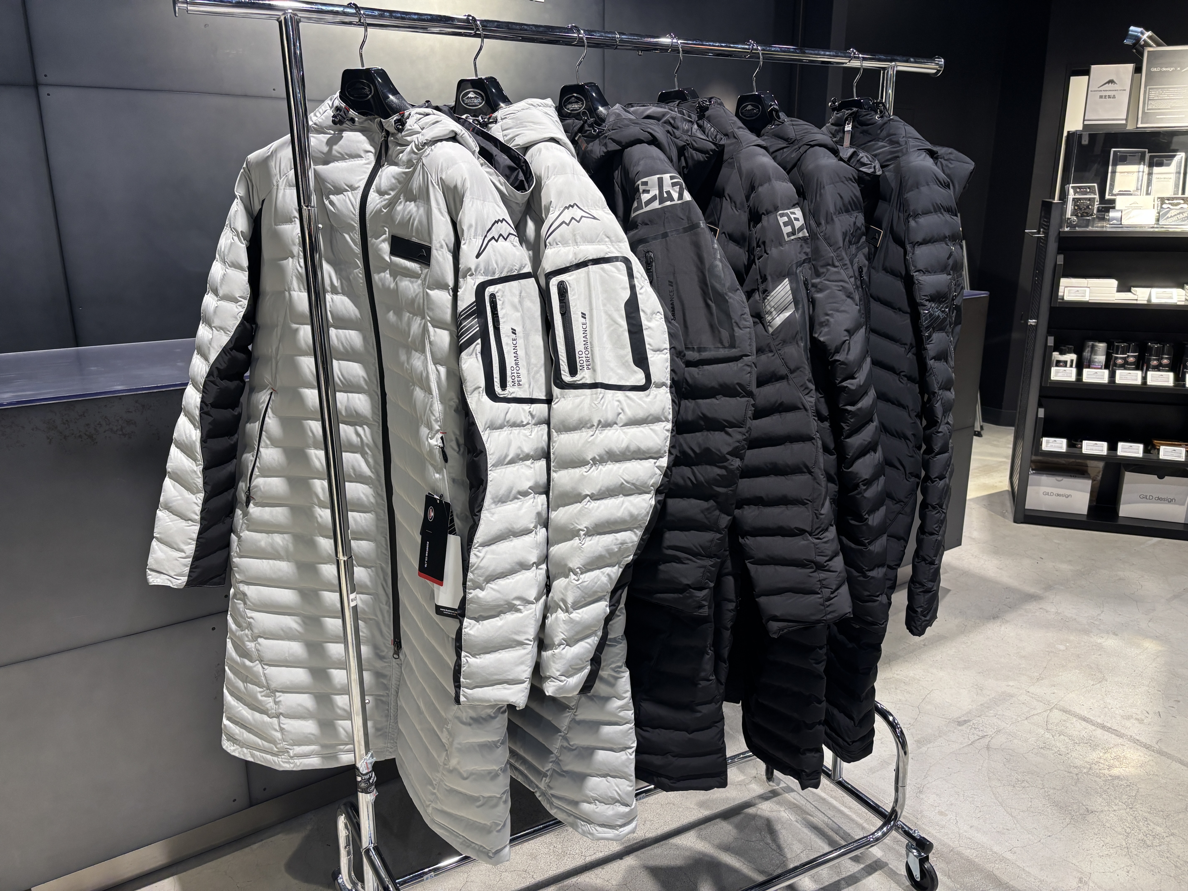 こんなものもございます！ベンチコート各種のご紹介：KUSHITANI横浜店