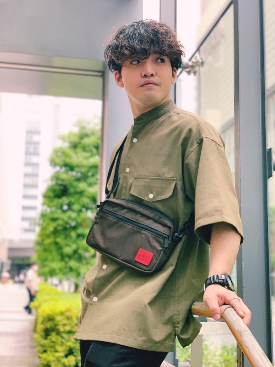 渋いショルダーバッグ👜 | い ざ わ け い じ ゅ | Manhattan Portage