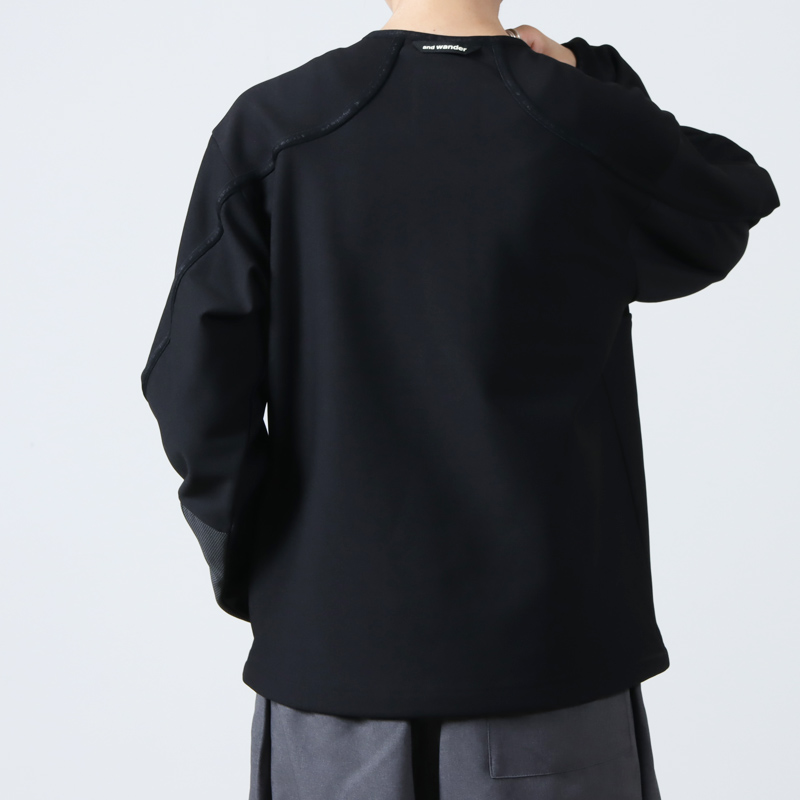 and wander (アンドワンダー) light fleece pullover / ライトフリース