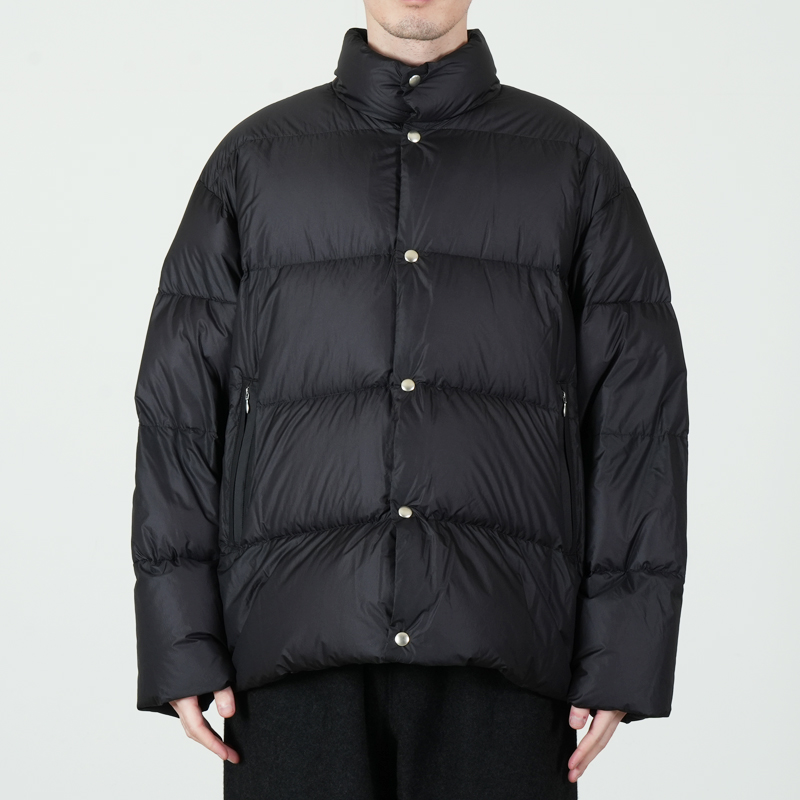 COMOLI (コモリ) ダウン ジャケット