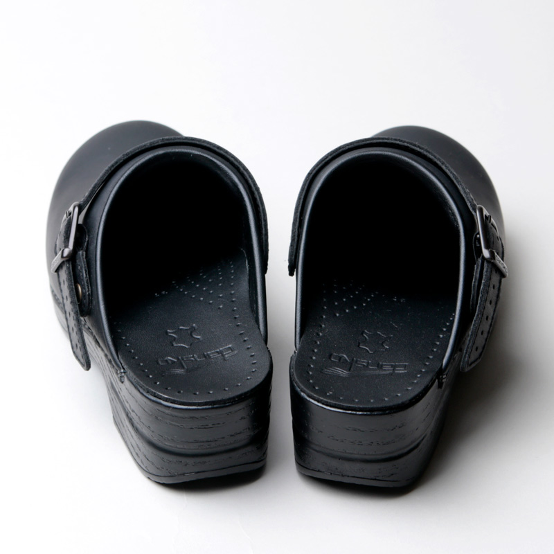 dansko (ダンスコ) INGRID OILD クロッグ Black / イングリッド