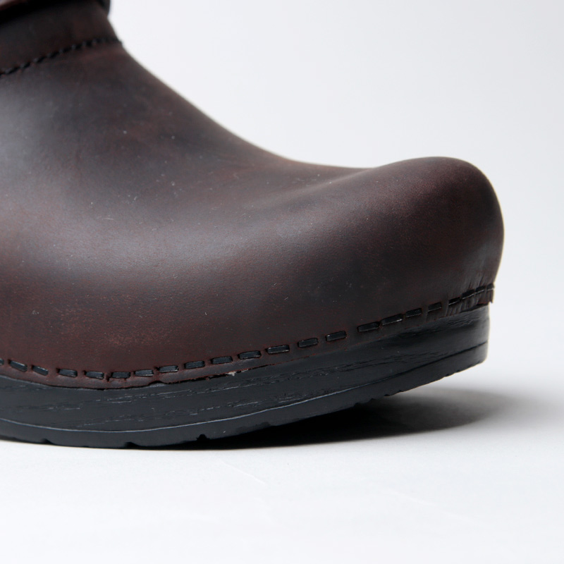 dansko (ダンスコ) INGRID OILD クロッグ Antique Brown / イングリッド