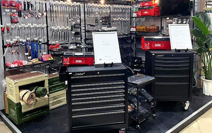 上質工具セレクトショップ『ファクトリーギア』｜ホームセンターの