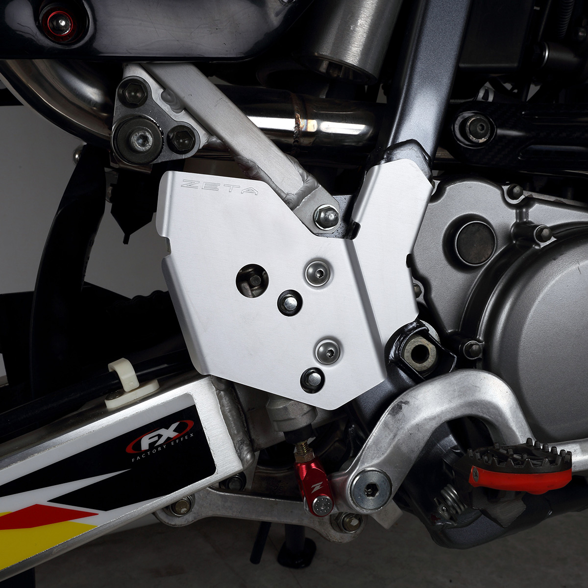 フレームガード CRF125F(14-18) - バイク