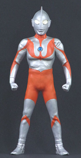 大怪獣シリーズ ウルトラマン(Cタイプ)スタンディング 完成品