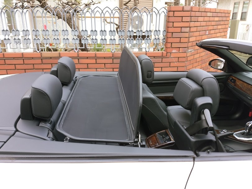 BMW 335iカブリオレ用ウインドディフレクター BMW e93 335i カブリオレ