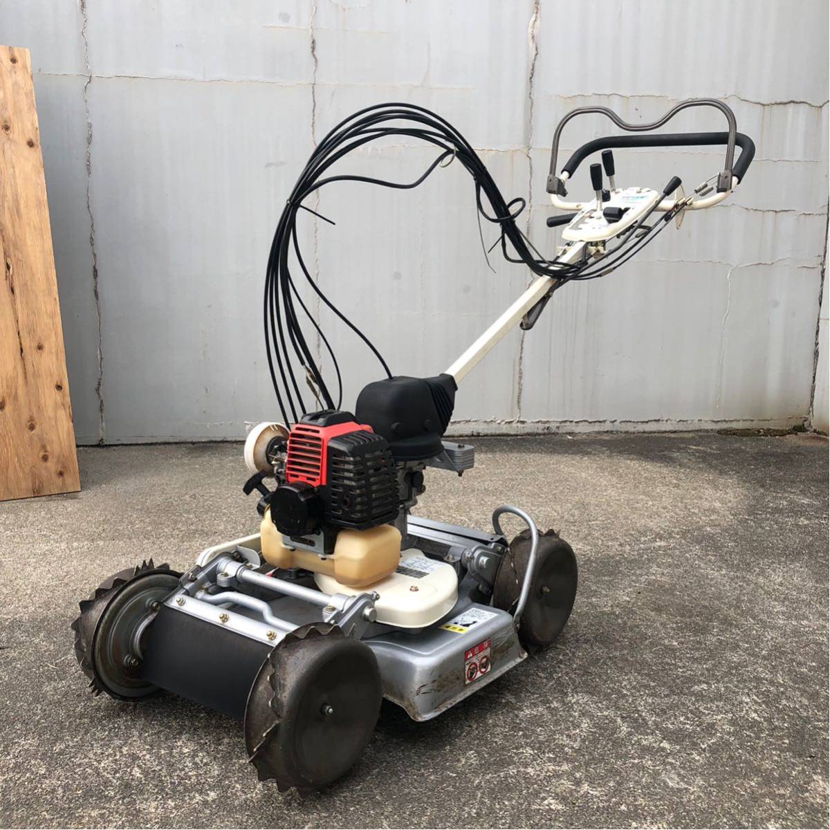 動作確認済みオーレック スパイダーモア SP50 自走式草刈機【山口県