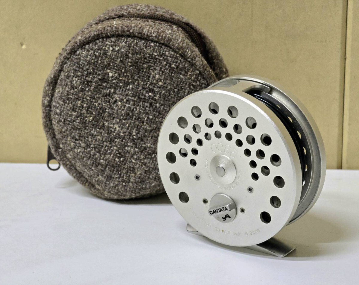 Ufm ウエダ cantata カンタータ 2100 リール フライリールの落札情報