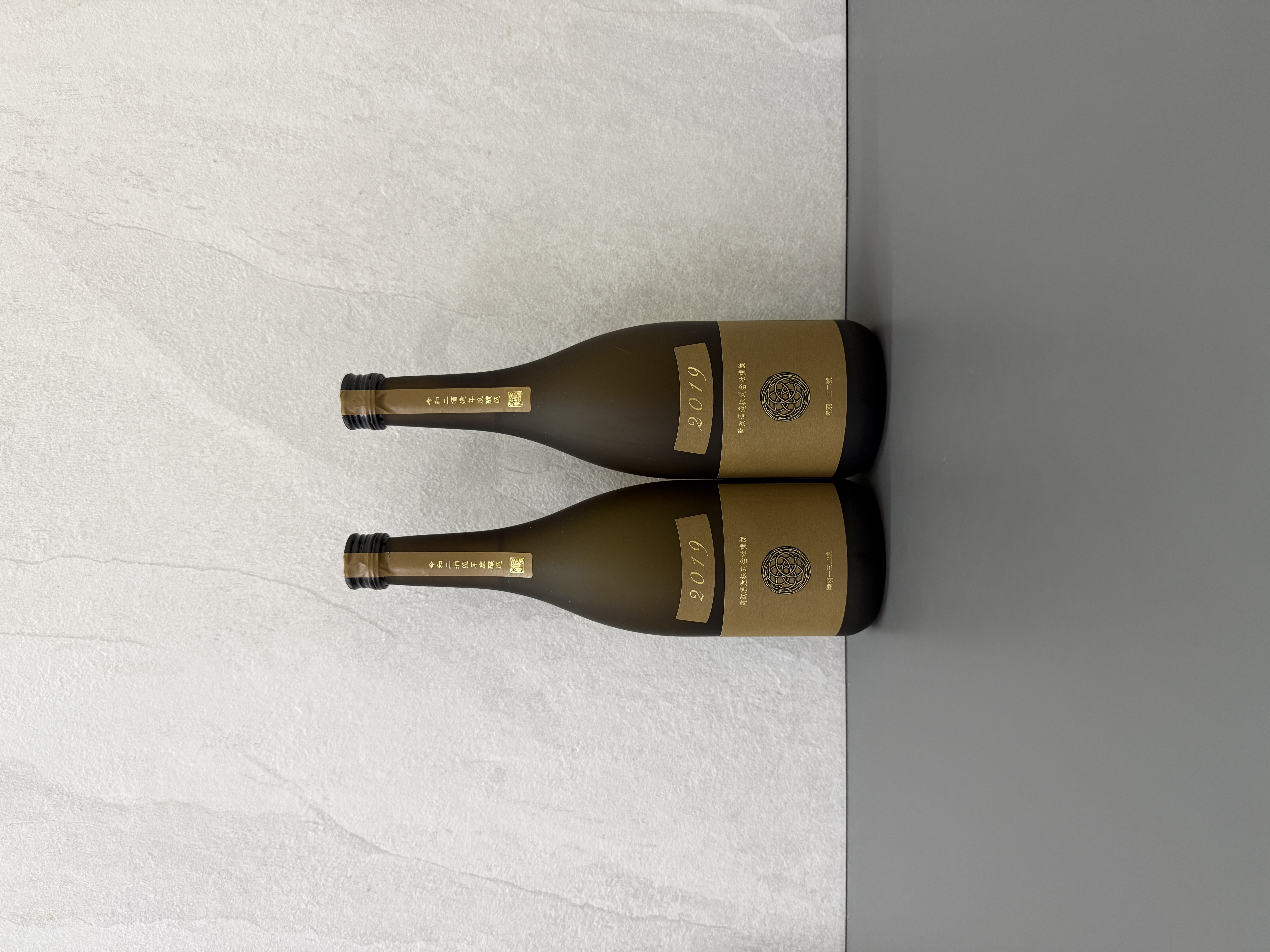 新政Colors Earth 產土生酛木桶純米2019 蔵內熟成720ml | 醇釀