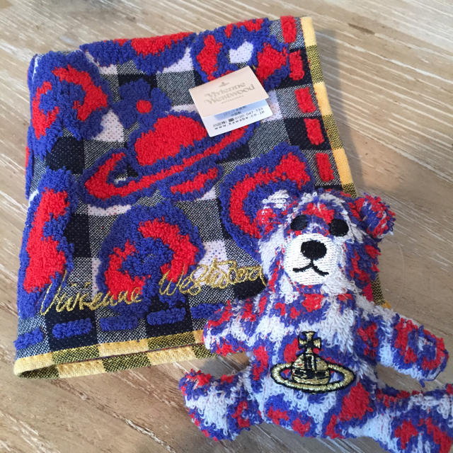 Vivienne Westwood - vivienne westwood クマチャーム付き タオル