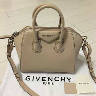 GIVENCHY（ハンドバッグ ・ ベージュ系）のフリマアイテム一覧
