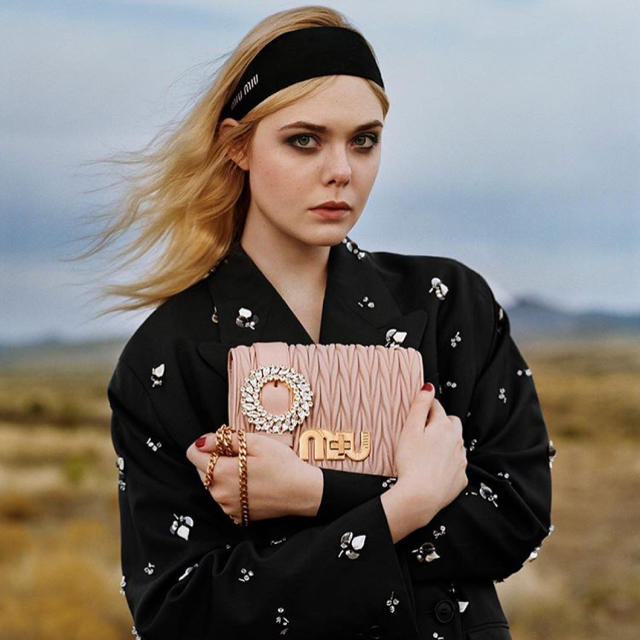 MIU MIU - miumiu ヘアバンドの通販 by hina｜ミュウミュウならラクマ