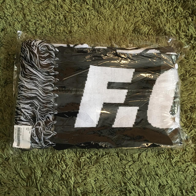 F.C.R.B. - 新品未使用☆F.C.Real Bristol マフラー☆fcrb ブリストル