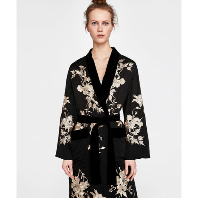 ZARA - 新品 ZARA 刺繍入りキモノ風ガウンの通販 by 取引停止中｜ザラ