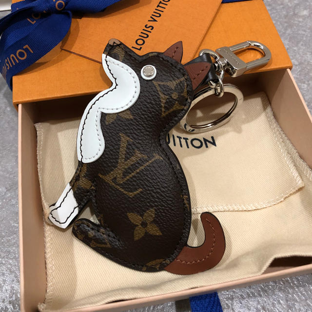 LOUIS VUITTON - ルイヴィトン 芝犬チャーム キーホルダーの通販 by