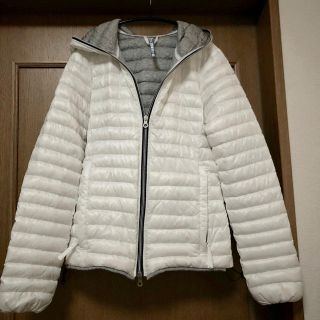 DUVETICA（ダウンジャケット ・ ホワイト/白色系）のフリマアイテム一覧