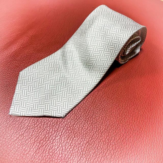 HERMES - HERMES ネクタイ シルバーホワイトの通販 by sw's shop