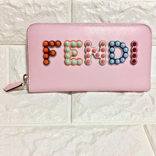 FENDI（財布 ・ マルチカラー）のフリマアイテム一覧