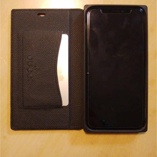 GUCCI - iPhoneX用 スマホ手帳型ケースです。の通販 by ひろ's shop