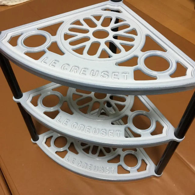 LE CREUSET - ルクルーゼ ポットスタンドの通販 by ririko's shop
