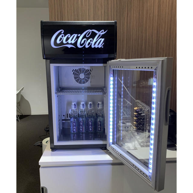 コカ・コーラ - コカコーラ 冷蔵庫 超美品の通販 by ポジポジ's shop