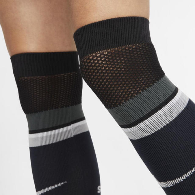sacai - Sacai × NIKE ソックス 23-25cm ニーハイ ブラックの通販 by