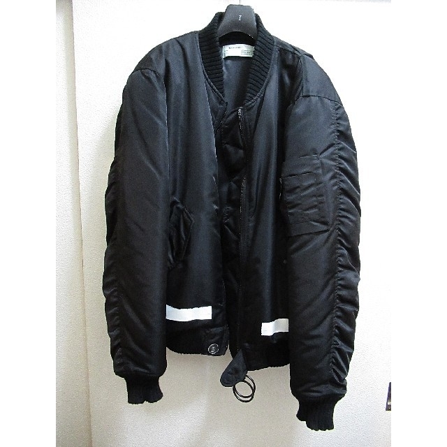 Off-White - off white アローボンバージャケットMA1 bts 着用の通販