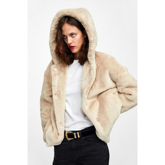 ZARA - ZARA フェイクファー フード付きジャケット コートの通販 by