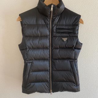 PRADA（ダウンベスト）のフリマアイテム一覧