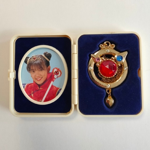 BANDAI - ちゅうかなぱいぱい とってもすてきなペンダントの通販 by