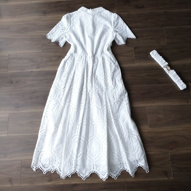 新品・未使用 Estella.k ｴﾝﾌﾞﾛｲﾀﾞﾘｰｼｬﾂﾄﾞﾚｽの通販 by きよ's shop｜ラクマ