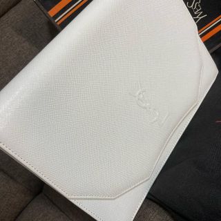 Yves Saint Laurent Beaute（バッグ ・ ホワイト/白色系）のフリマ