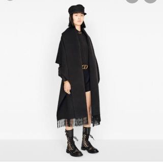 Christian Dior（ポンチョ）のフリマアイテム一覧