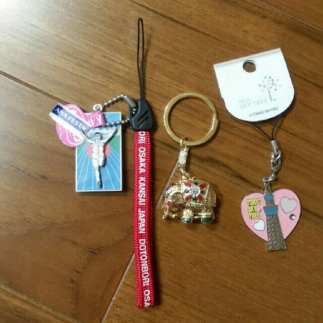 大阪 タイ 東京 お土産ストラップ キーホルダーの通販 by いちご's