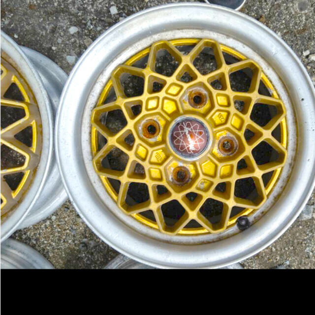 マナレイゴールドメッシュ 13インチアルミホイール 4穴 の通販 by