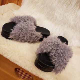 GYDA（サンダル）のフリマアイテム一覧