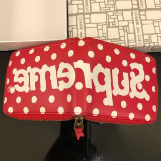 Supreme（折り財布）のフリマアイテム一覧